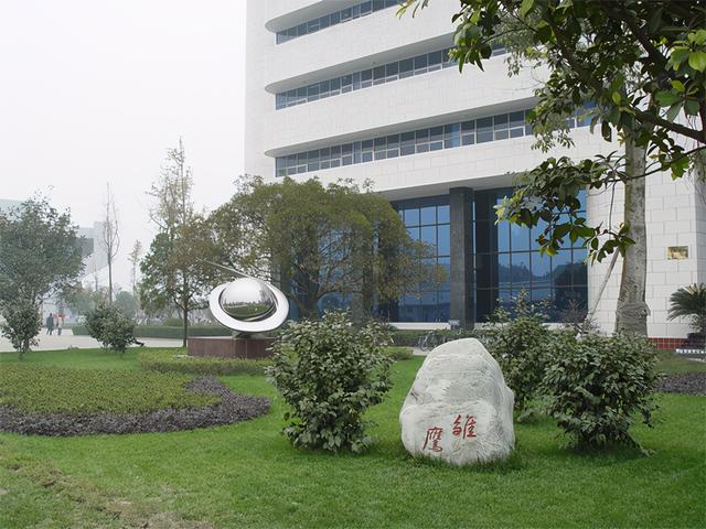 四川讀航空學校好就業(yè)嗎(四川空軍青少年航空學校)