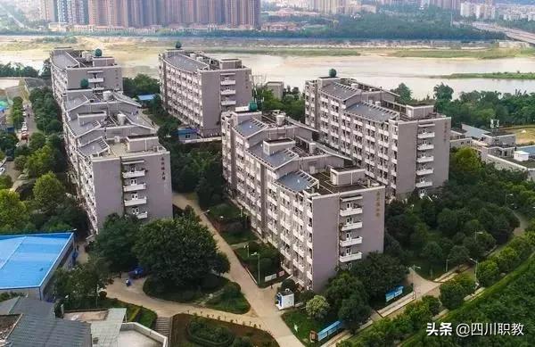 眉山的中職學校(眉山衛(wèi)生職業(yè)學校)