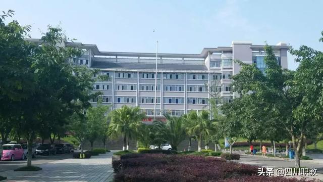 眉山的中職學校(眉山衛(wèi)生職業(yè)學校)