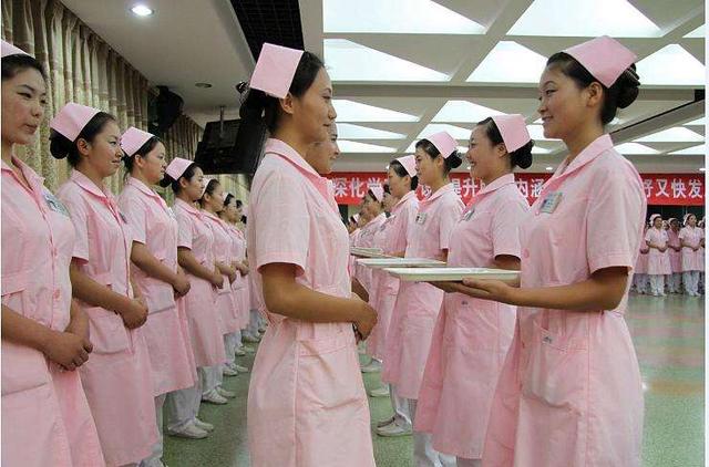 關于成都護士學校哪家好的信息