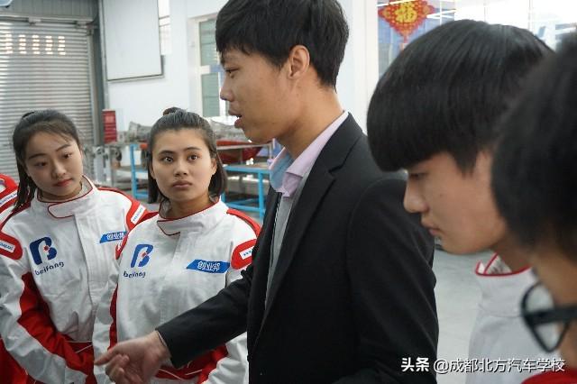 四川汽修專業(yè)學(xué)校(汽修專業(yè)學(xué)校哪里最好是國家級(jí)的)