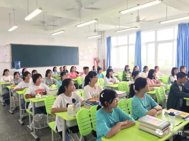 四川省綿竹市職業(yè)中專學校(四川省綿竹市職業(yè)中專學校地址)