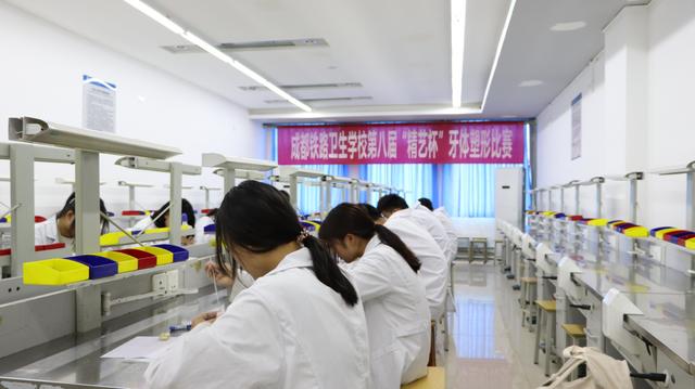 成都讀鐵路哪個學校好(成都鐵路學校哪家好)