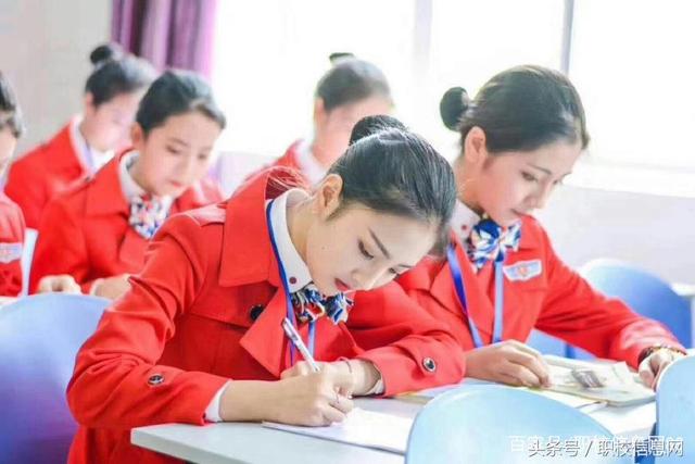 成都招生航空學校(成都航空職業(yè)學校招生網)