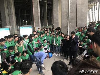 成都建設技工學校學費多少錢(成都圣亞技工學校學費多少)