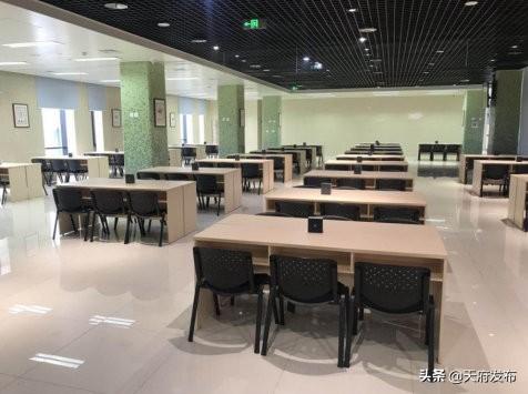 成都建設技工學校學費多少錢(成都圣亞技工學校學費多少)