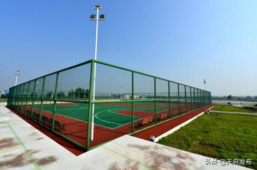 成都建設技工學校學費多少錢(成都圣亞技工學校學費多少)