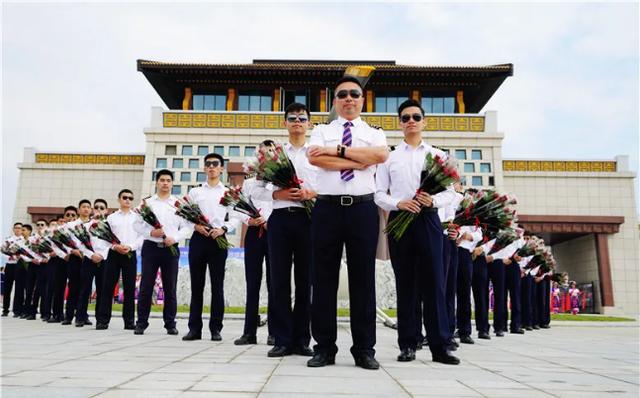 成都職業(yè)航空學(xué)校招生簡章(成都航空職業(yè)技術(shù)學(xué)校招生簡章)