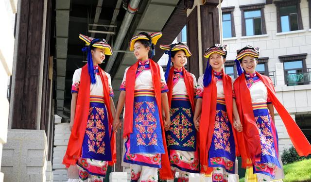成都職業(yè)航空學(xué)校招生簡章(成都航空職業(yè)技術(shù)學(xué)校招生簡章)