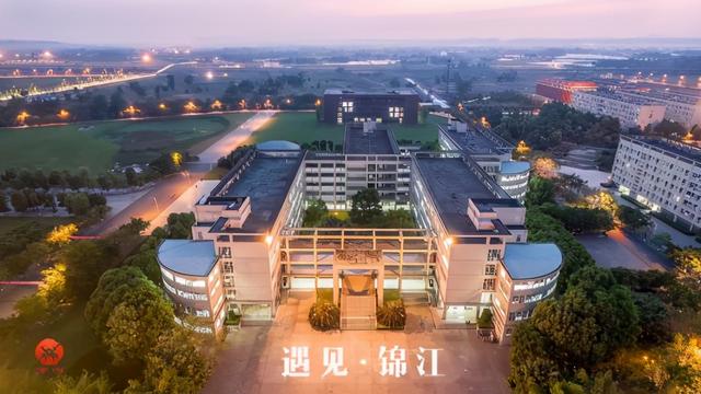 成都民辦?？茖W(xué)校排名(四川大專學(xué)校排行榜)