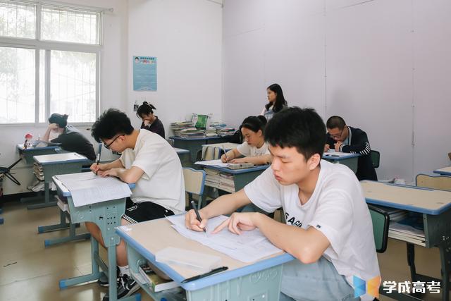 四川3十2學校有哪些是正規(guī)的(成都3+2公辦學校有哪些)