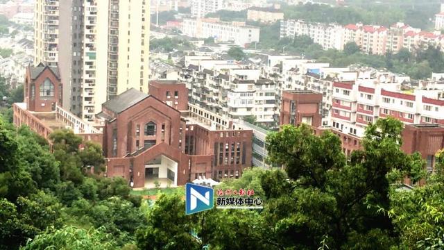 初中畢業(yè)生的學校(招收往屆初中畢業(yè)生的學校)