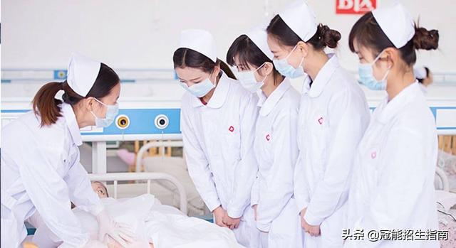 關(guān)于成都護理學(xué)校專業(yè)的信息