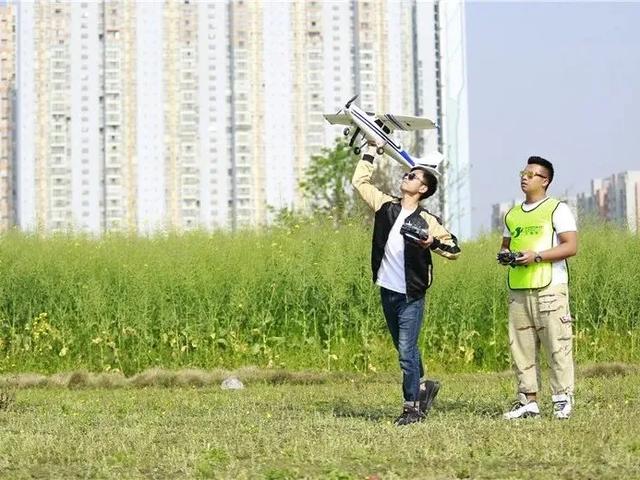成都市航空旅游職業(yè)學校(成都航空旅游職業(yè)學校官網(wǎng))