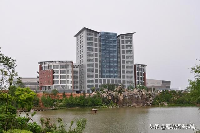 成都市有哪些職業(yè)學(xué)校(成都市有哪些區(qū))
